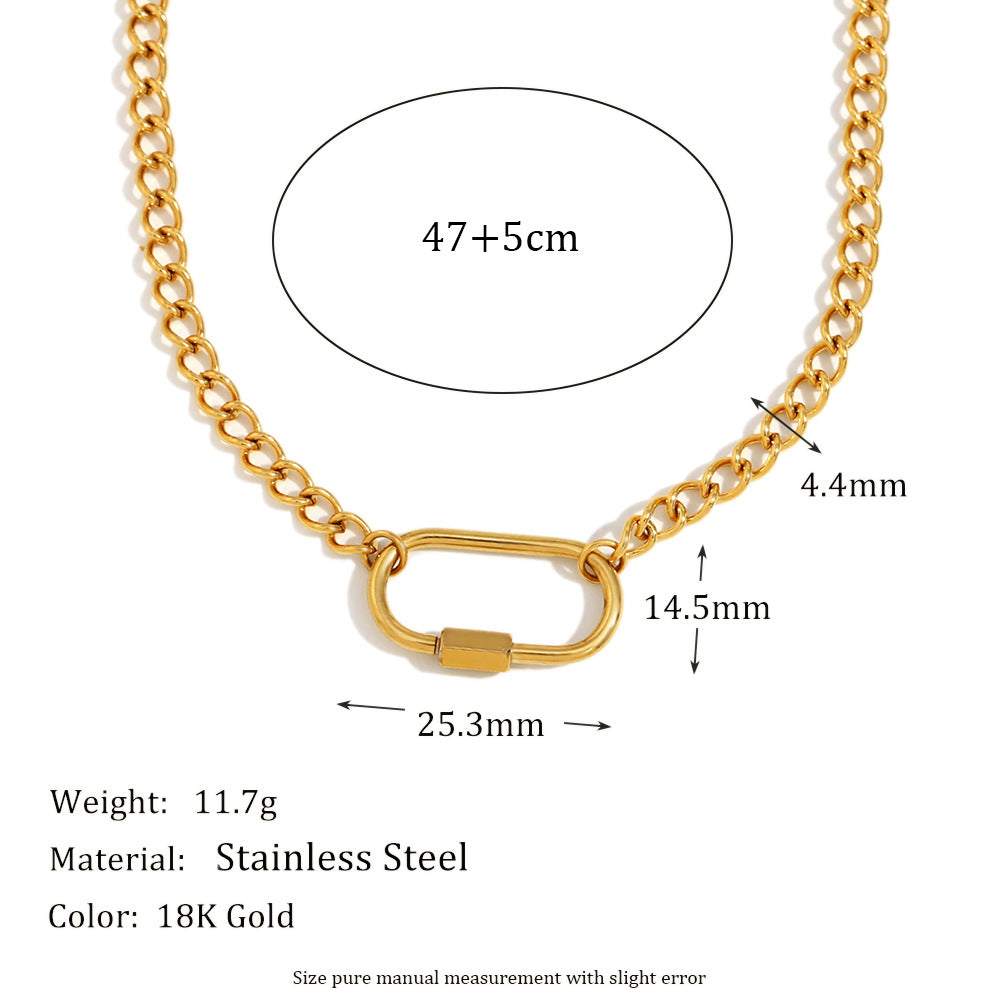 Collana con pendente geometrico minimalista in acciaio inossidabile placcato oro 18 carati con design a bottone rettangolare da donna