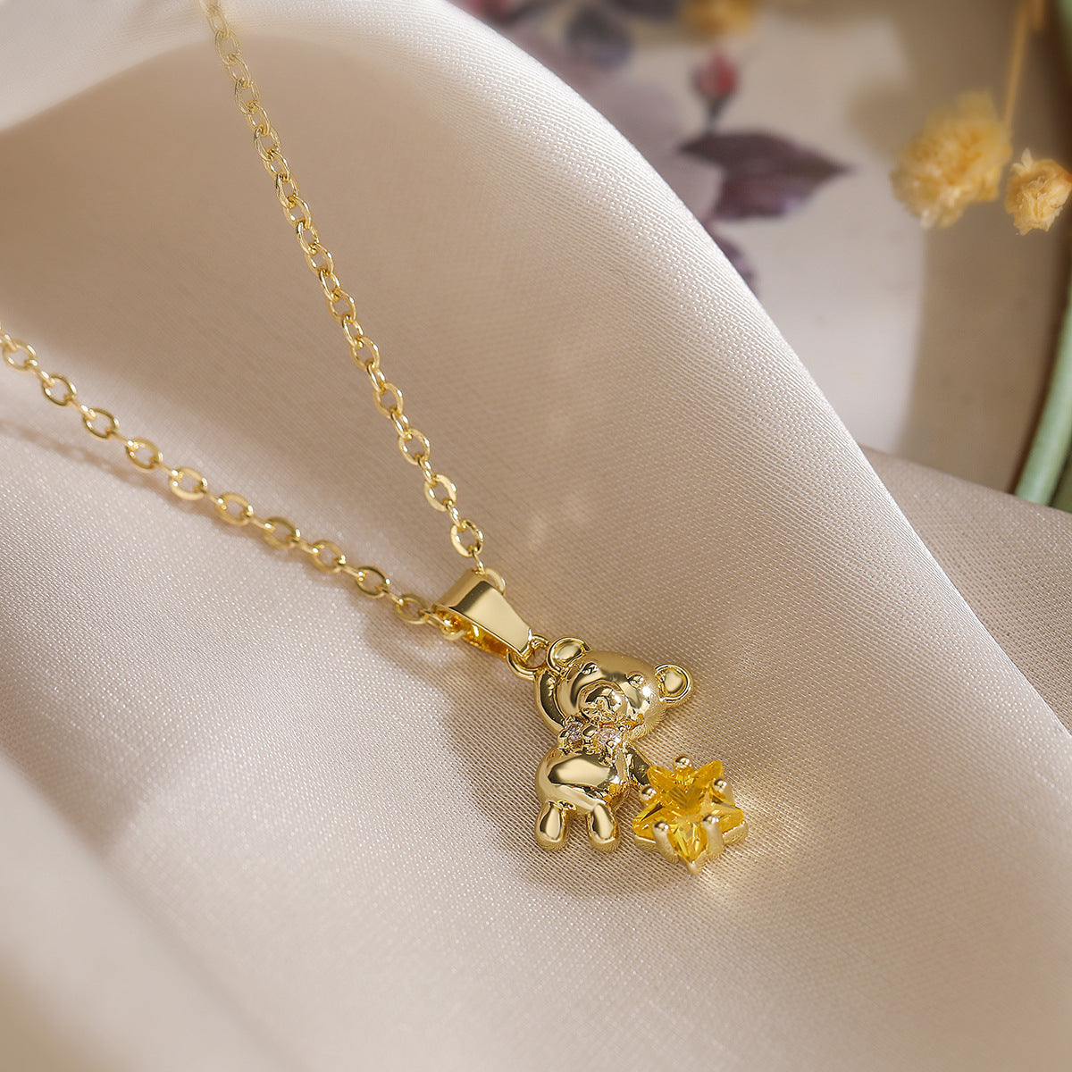 Cute Bear-Shaped Pendant Necklace for Women Made of Brass with Real Gold Plating and Zircon Inlay Minimalist Style