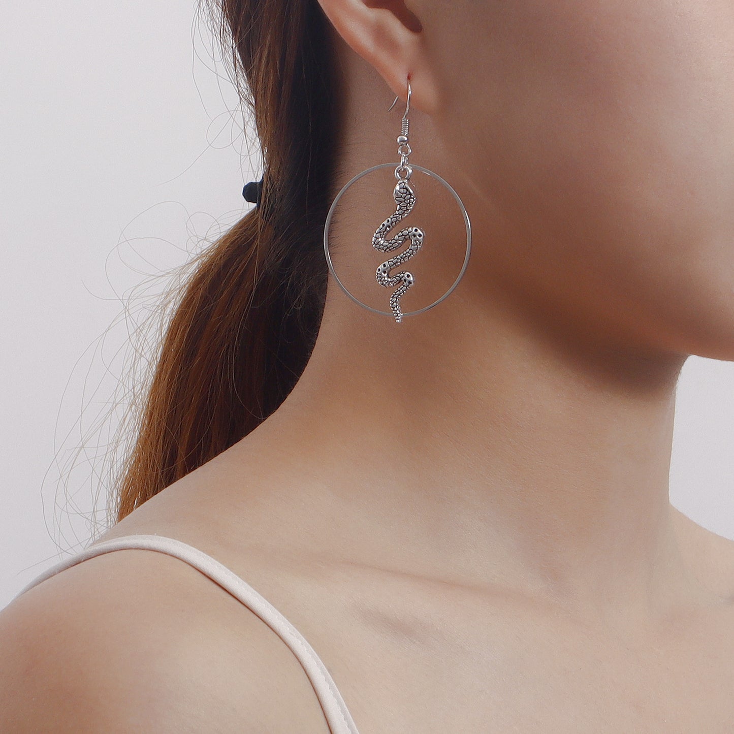 Dark Glamorous Snake-Shaped Alloy Ear Studs with Plated Finish for Women