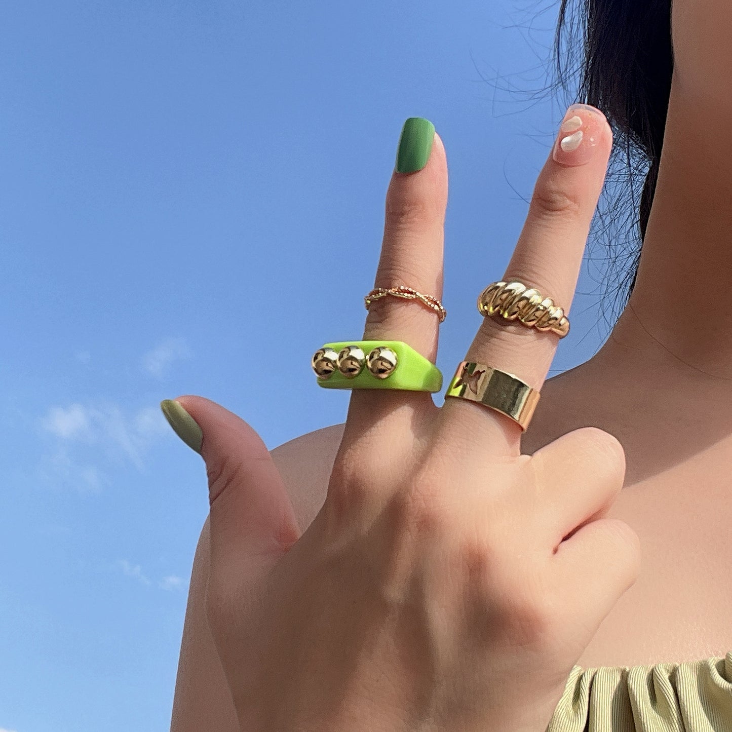Set de anillos apilables geométricos con forma de mariposa para mujer, de aleación con acabado galvanizado