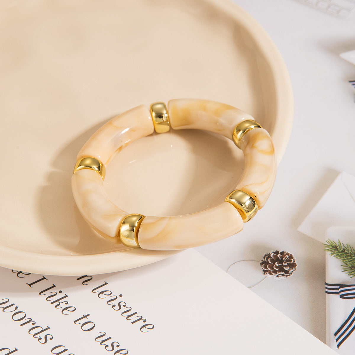 Vintage Polished Acrylic Bracelet with Marble Texture