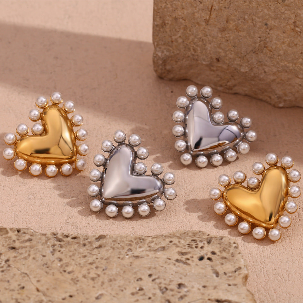 Vintage Style Heart-Shaped Stainless Steel Earrings with 18K Gold Plating and Pearlized Finish for Women