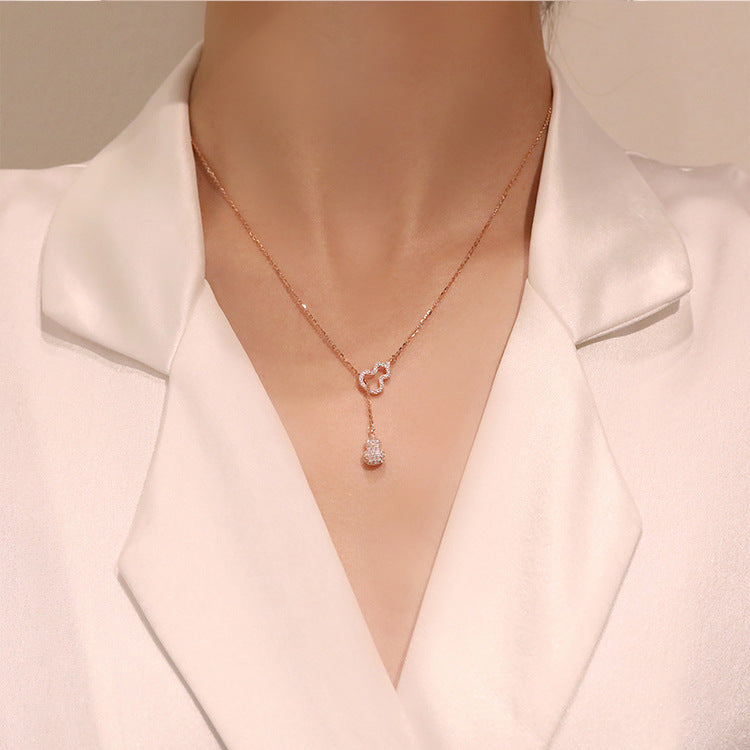 Minimalist Geometric Titanium Steel Necklace with Gold-Plated Copper Pendant and O-Chain for Women