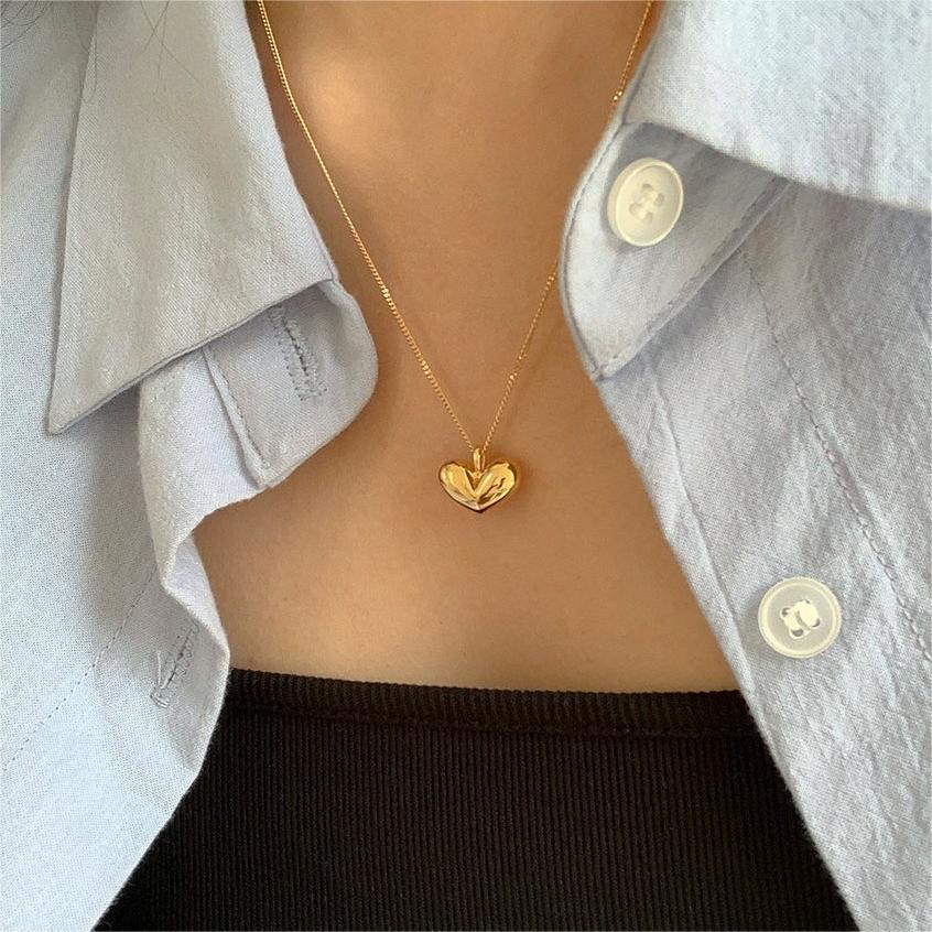 Minimalist Heart-Shaped 925 Sterling Silver Necklace with Gold Plating and Cross Chain Design