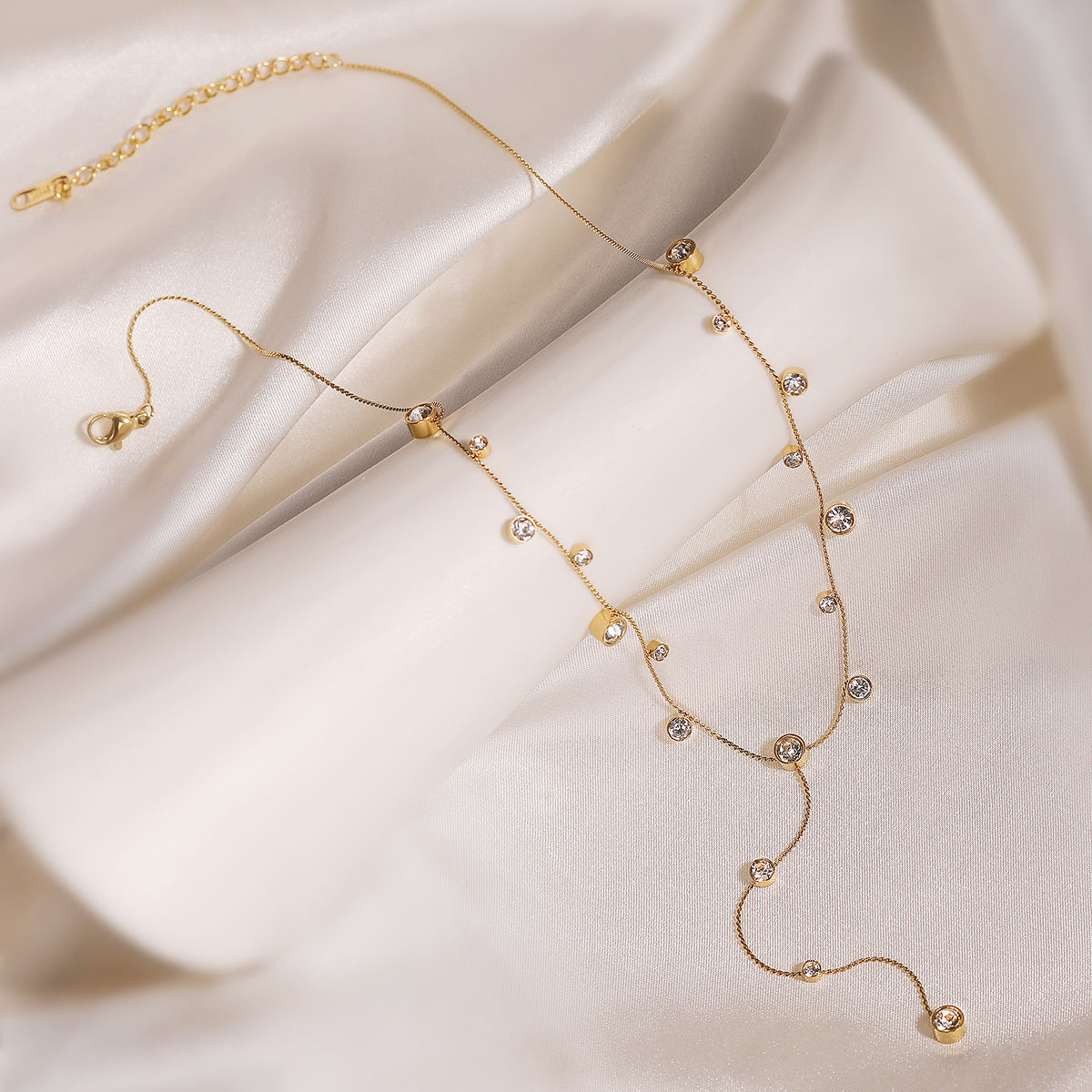 Minimalist Elegant 18K Gold Plated Geometric Stainless Steel Necklace with Cubic Zirconia Inlay for Women