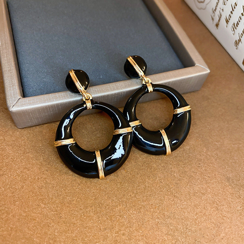 Vintage Geometric Pearl Earrings with Black Enamel Finish in Copper Base and Stainless Steel Posts for Women