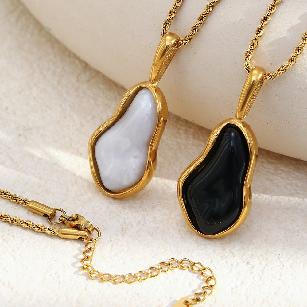 Collana con Pendente Lusso Minimalista Geometrico in Acciaio Inossidabile con Placcatura Oro 18K e Design Ispirato a Perle Barocche da Donna