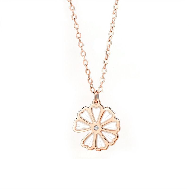 Minimalist Elegant Titanium Steel Plated Daisy Flower Necklace for Women and Men