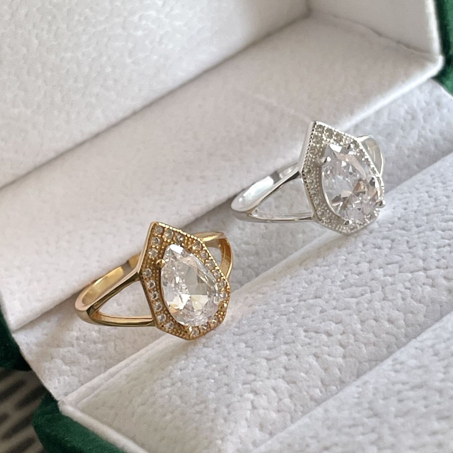 Minimalist Teardrop-Shaped S925 Sterling Silver Ring with Rhinestone Inlay and Bowknot Detail for Women