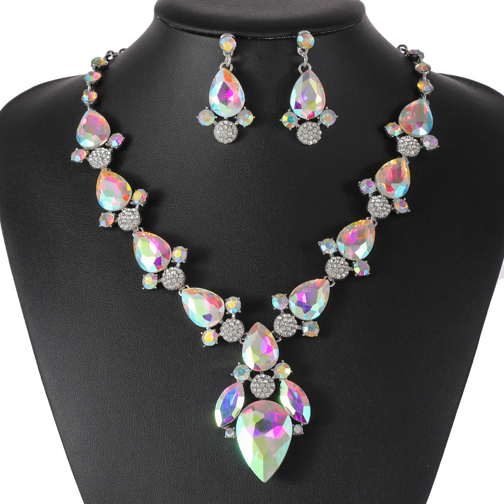 Original Design Heart-Shaped Rhinestone-Set Alloy Necklace and Earrings Set with Bubble, Circle, and Dot Stud Details for Women