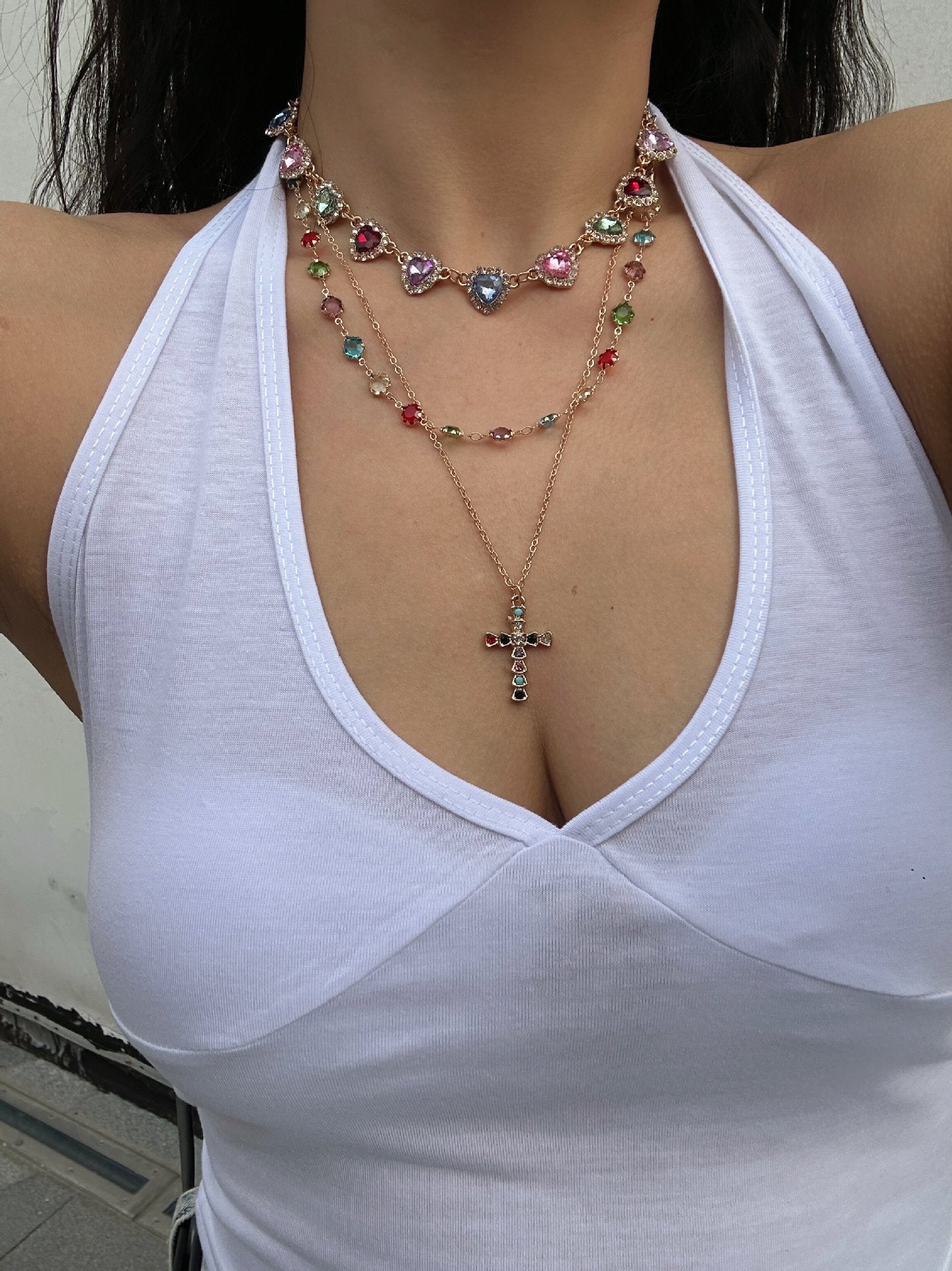 Collana Sweet Streetwear con Ciondolo a Cuore e Croce in Lega Placcata e Strass Colorati
