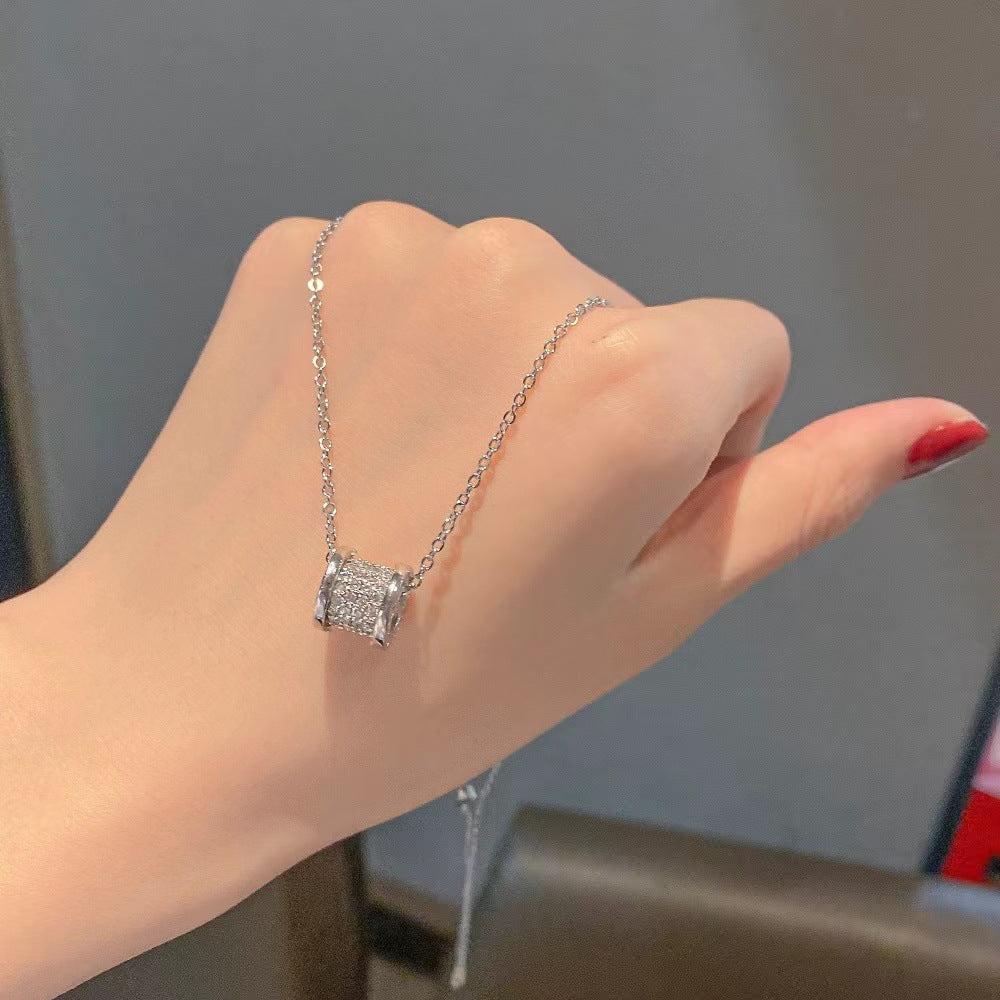 Minimalist Irregular Animal-Shaped Titanium Steel Necklace with Gold Plating for Women and Men