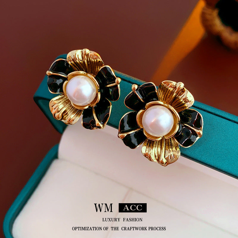 Vintage Floral Round Geometric Earrings in Copper with Electroplated Finish and Stainless Steel Posts for Women