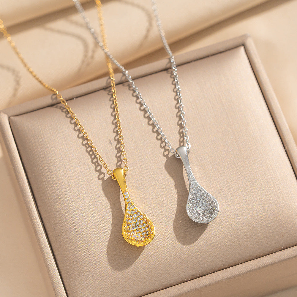 Collar con Colgante de Lujo en Forma de Abanico para Mujer con Cobre Bañado en Oro e Incrustaciones de Pedrería en Cadena Tipo O