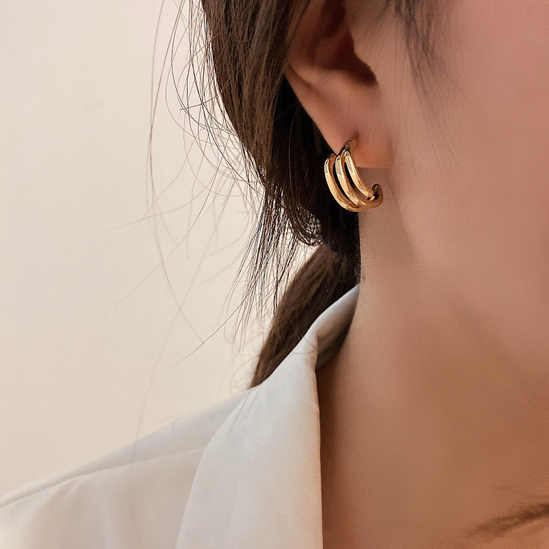 Orecchini da Donna a Cerchio Geometrico in Metallo e a Perno a Cuore, Stile Vintage con Finitura Placcata