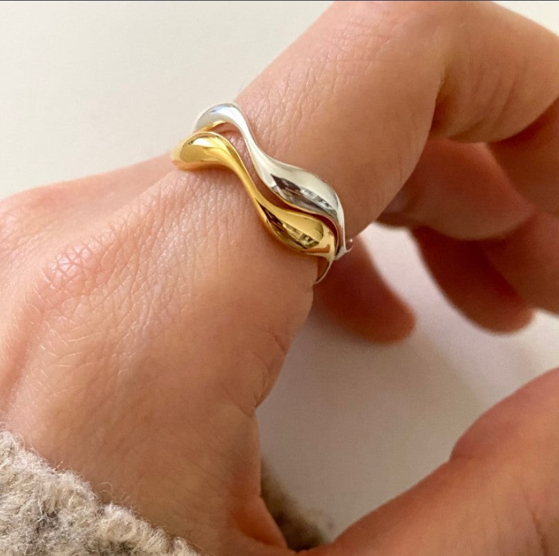 Minimalist Sweet 925 Sterling Silver Geometric Polka Dot Ring with Natural Curve