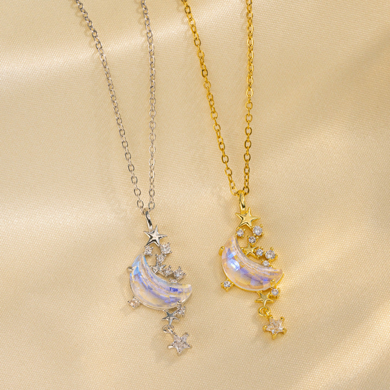 Collana con ciondolo geometrico minimalista in acciaio al titanio da donna con intarsio in strass e catena a O