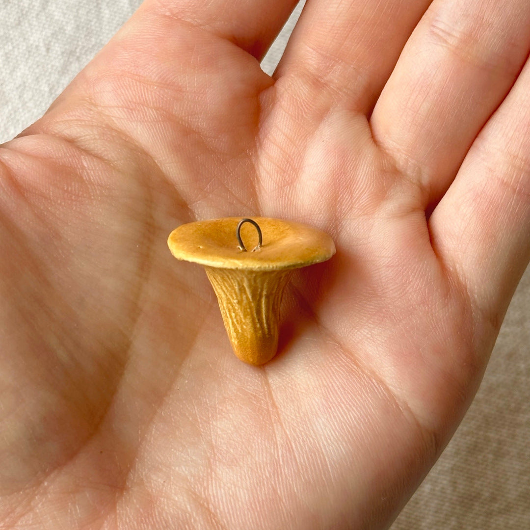 Vintage 18K Gold Plated Brass Drip Oil Mushroom Charm Bar