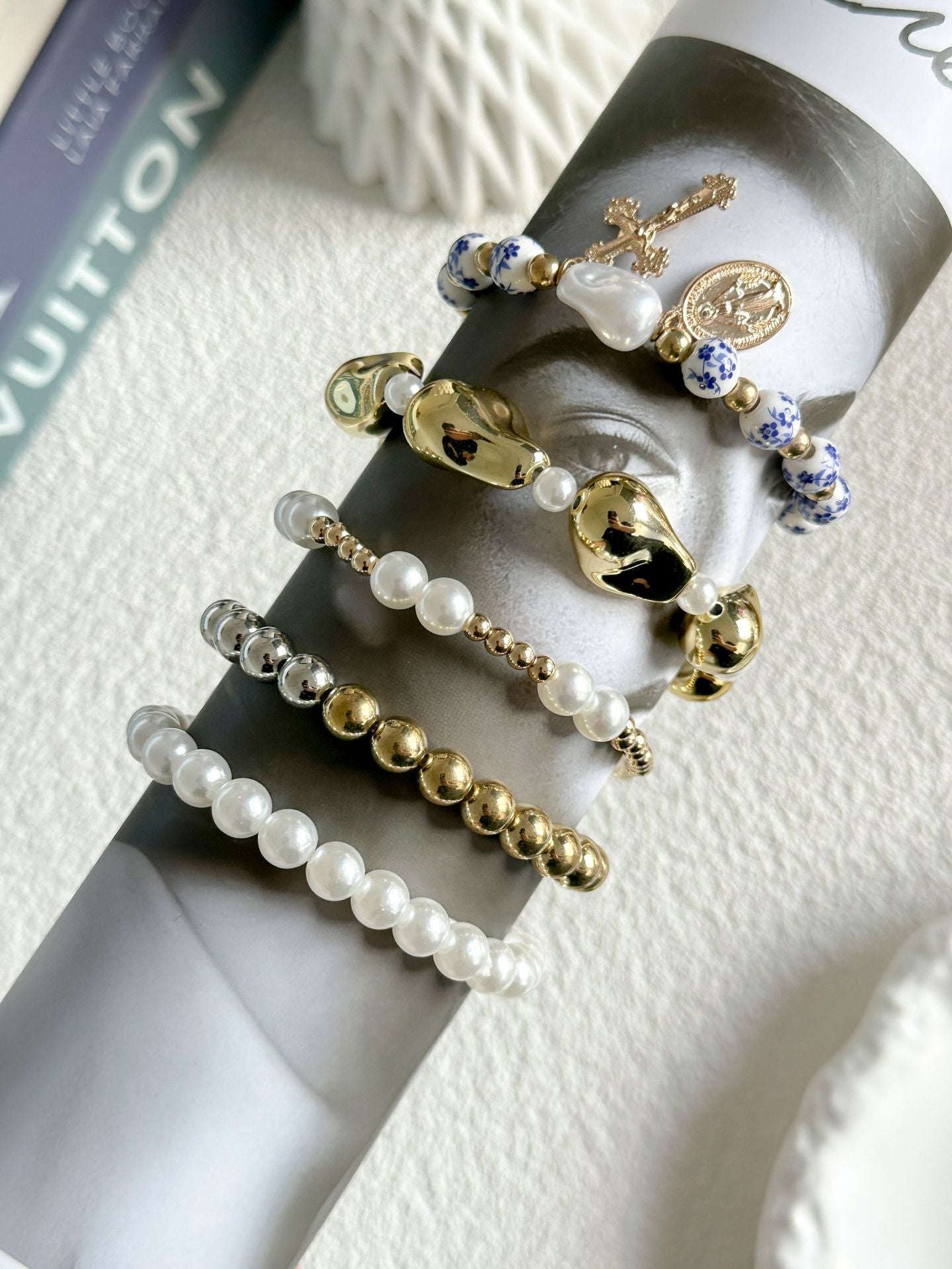 Elegant Geometric Acrylic Baroque Pearl Bracelet for Women