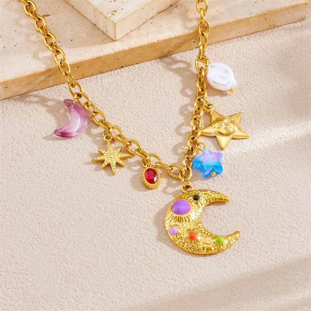 Collana con Pendente Mezzaluna e Stella in Stile Cartone Animato in Acciaio Inossidabile Placcato Oro su Catena a O da Donna