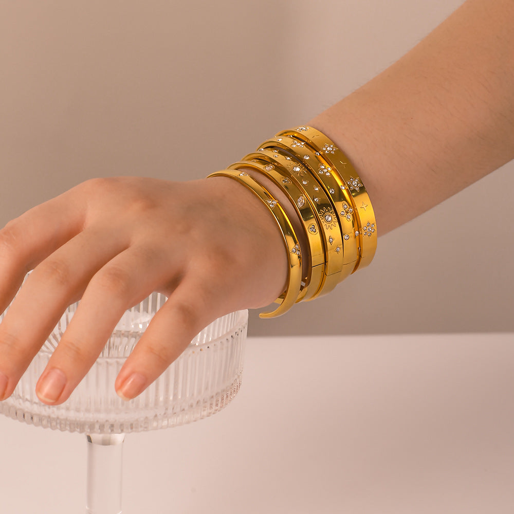 Set di bracciali in acciaio inossidabile a forma di cuore, fiocco di neve e foglia geometrica stile Ins con intarsio di strass da donna