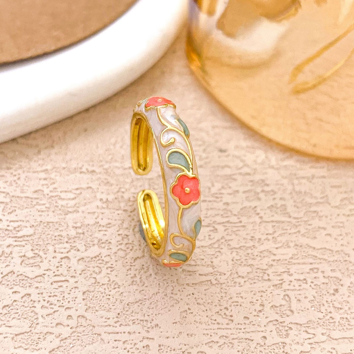 Sweet Elegant Gold Plated Enamel Floral Alloy Ring for Women