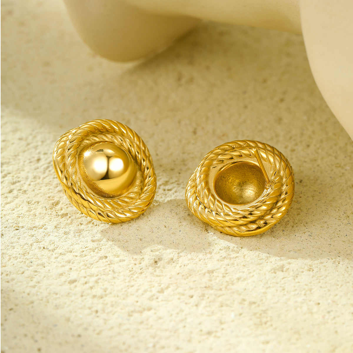 Orecchini Rotondi da Donna in Acciaio Inox Stile Vintage Placcati Oro 18K