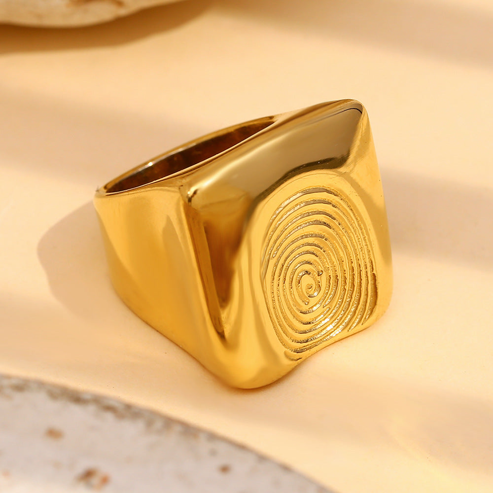 Geometric Square Finger Ring for Women Made of Stainless Steel with 18K Gold Plating, Fashionable Office-Appropriate Design Featuring Unique Fingerprint Detail