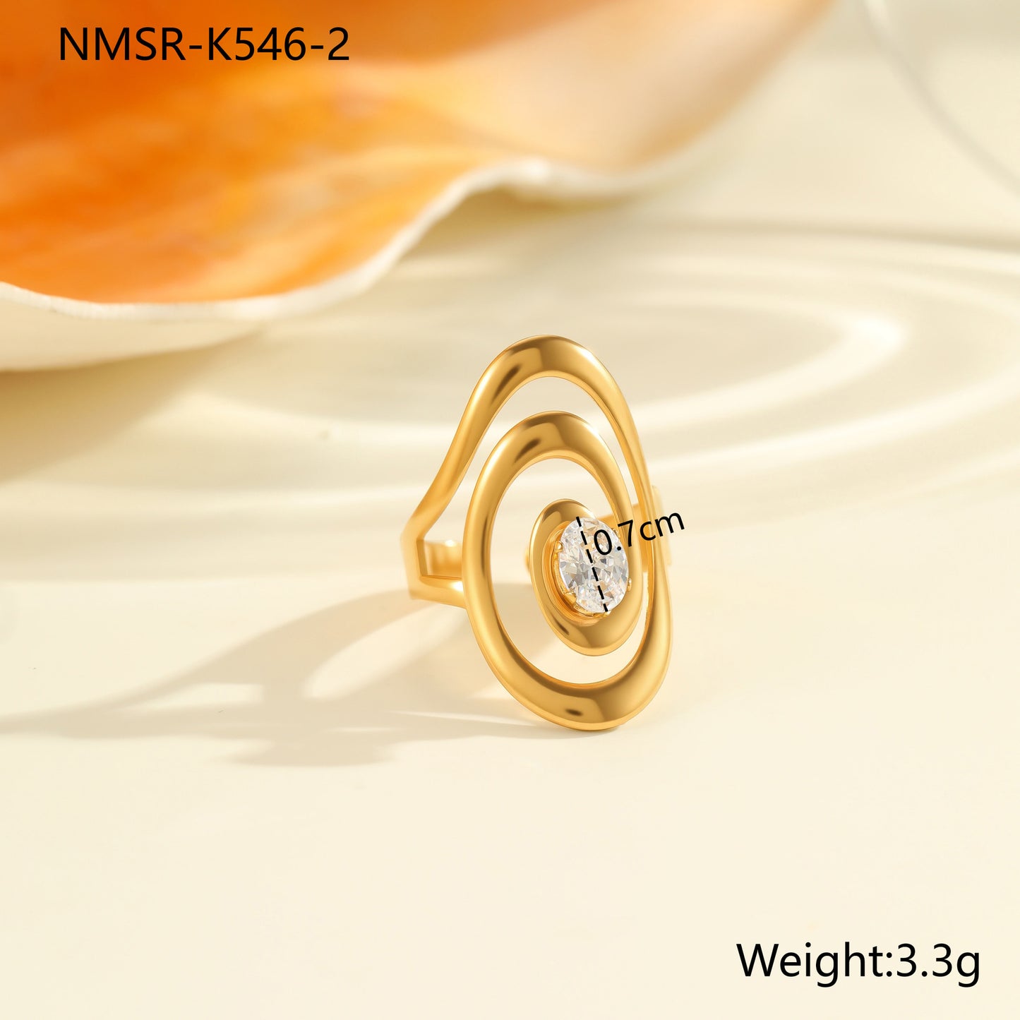 Anillo Minimalista Geométrico de Acero Inoxidable con Baño de Oro de 18K y Detalles de Zirconia para Mujer