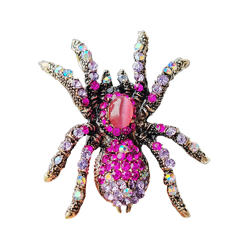 Halloween Spider Brooch in Alloy with Plated Finish for Women and Men, Fashionable Animal-Shaped Costume Accessory