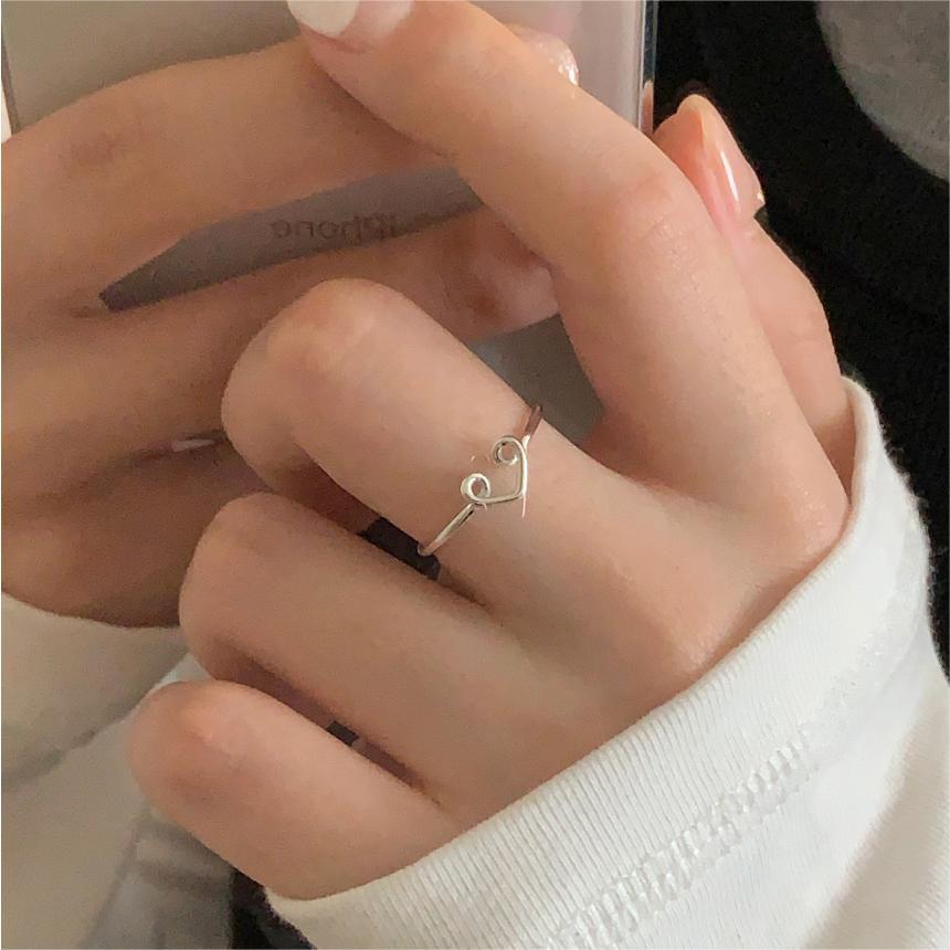 Anello Aperto Minimalista a Forma di Cuore in Argento Sterling 925 da Donna con Estetica Dolce e Fresca