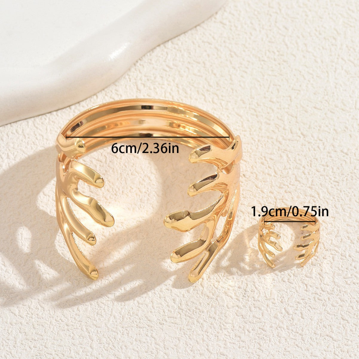 Conjunto de Pulseras de Aleación de Zinc Electrochapado con Diseño de Coral Geométrico y Anillo Abierto para Mujer Accesorio de Moda