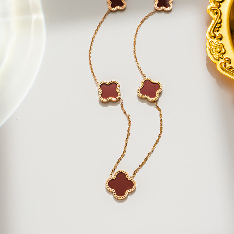 Collar de Acero de Titanio con Trébol de Cuatro Hojas Geométrico Chapado en Oro Rosa de 18K Lujo Ligero para Mujer