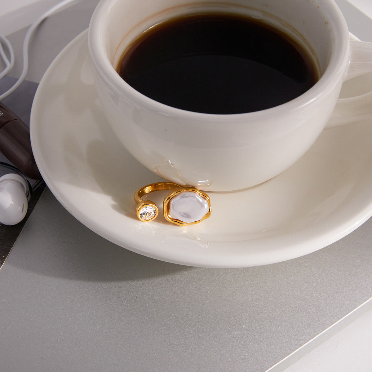 Elegant Minimalist Geometric Stainless Steel Ring with Resin and Pearl 18K Gold PVD Plated