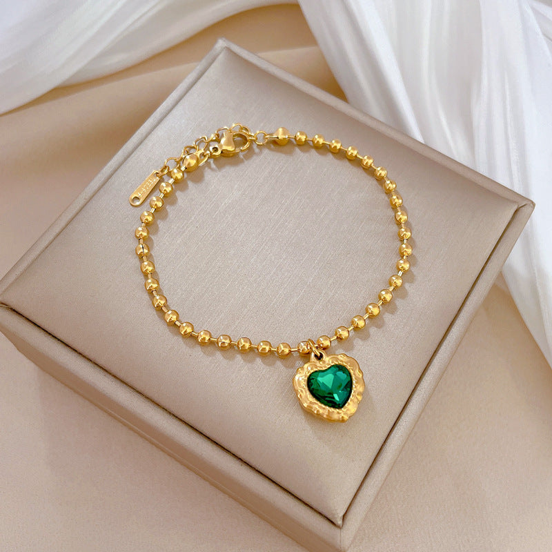 Vintage Green Heart-Shaped Titanium Steel Bracelet for Women with Gold Plating, Ideal Gift for Friends and Travel Souvenirs