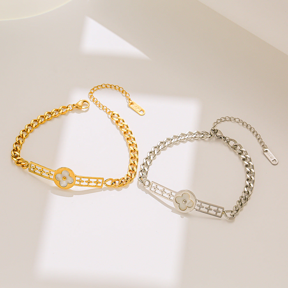 Minimalist Four-Leaf Clover Shape Titanium Steel Bracelet for Women with Gold Plating