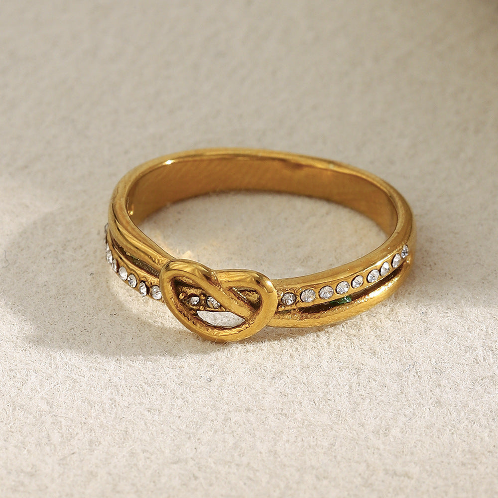 Anello da Donna Minimalista Geometrico Sottile Placcato Oro 18K in Acciaio Inossidabile a Forma di Cuore