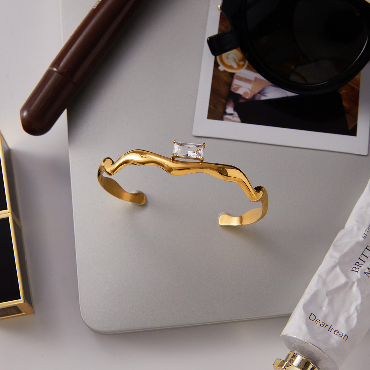 Pulsera geométrica cuadrada minimalista de acero de titanio para mujer con acabado chapado, brazalete de lujo ajustable de acero inoxidable