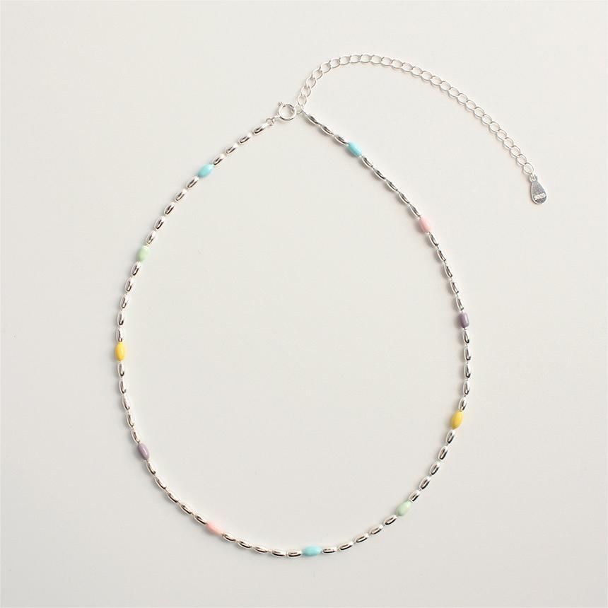 Minimalist Geometric Rainbow Olive Bead Necklace in 925 Sterling Silver with Snake Chain and Tulip Floral Accents