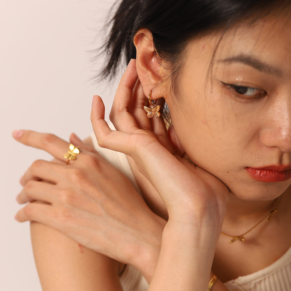Pendientes de mariposa retro para mujer, de acero inoxidable con acabado chapado