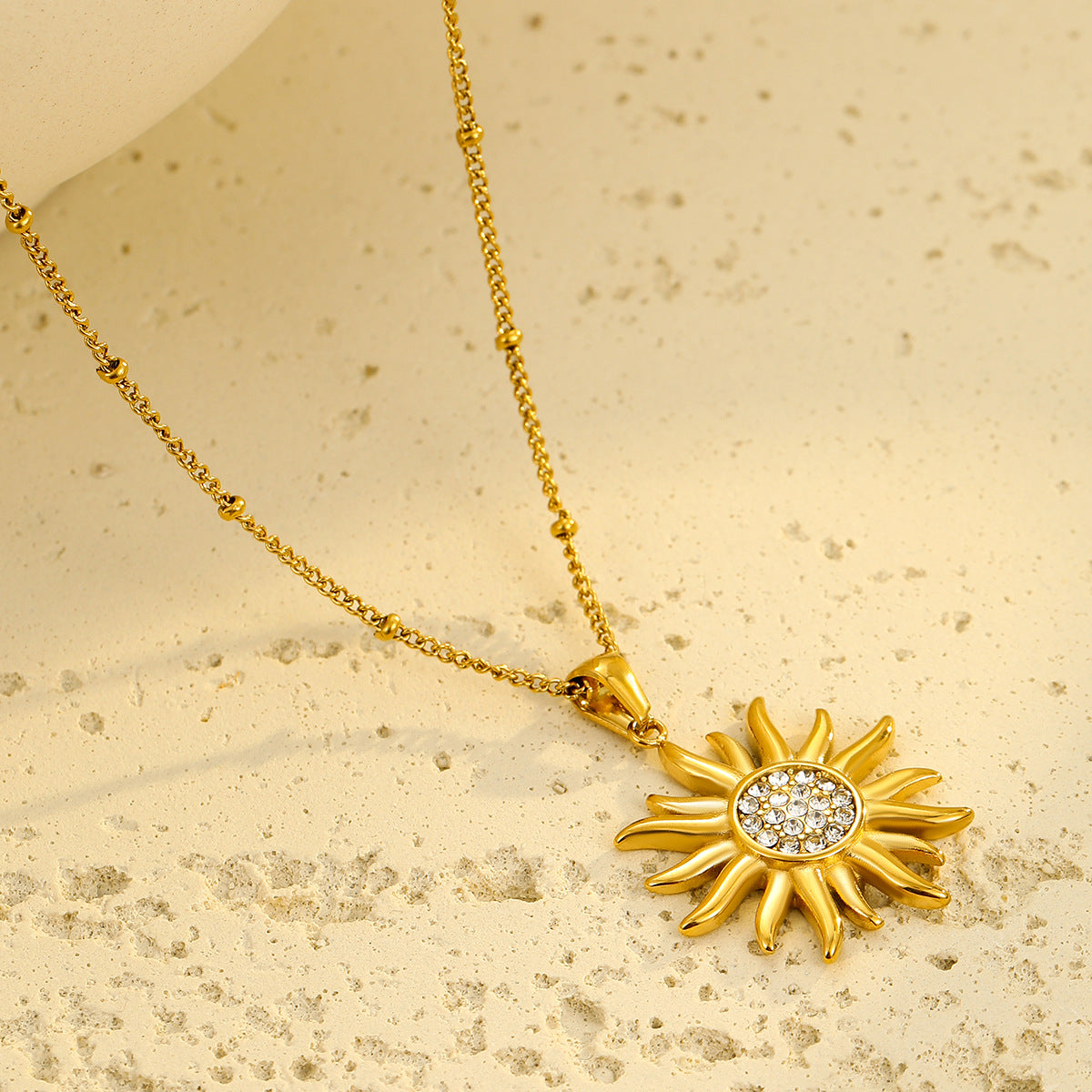 Vintage 18K Gold Plated Stainless Steel Sunflower Zircon Pendant Necklace for Women