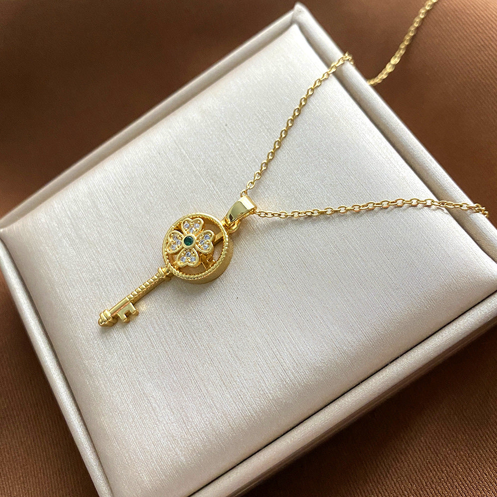 Collana con Ciondolo Floreale Minimalista per Donne e Uomini in Acciaio al Titanio con Catena a Serpente, Finitura Galvanizzata e Design Irregolare