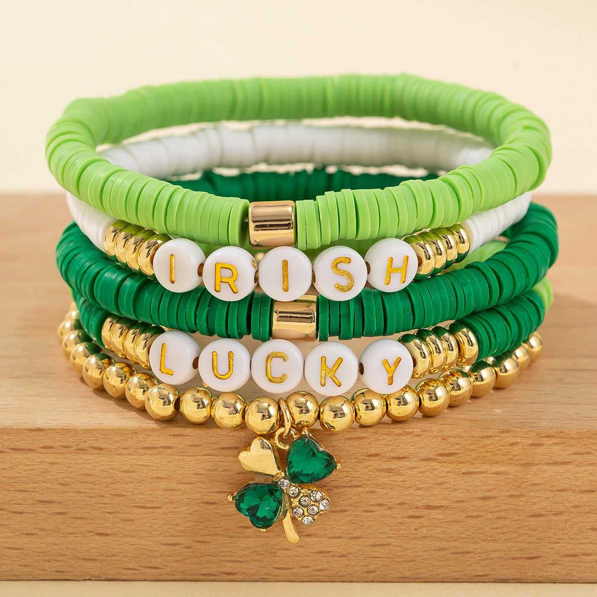 Minimalist Green Clover Resin Bracelet for Women
