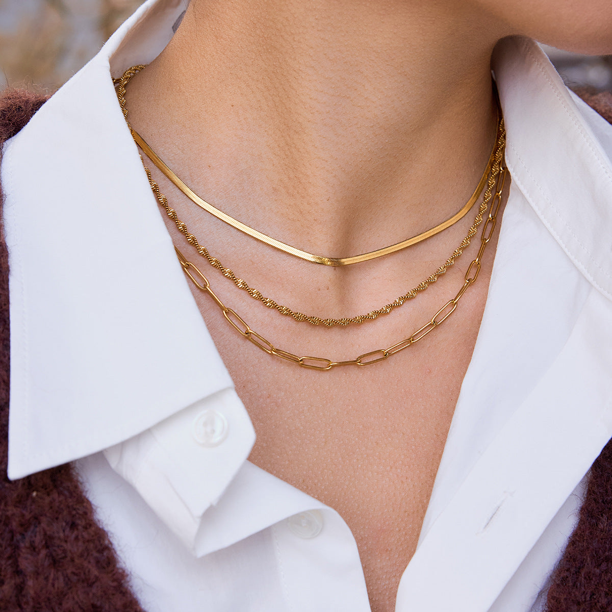 Collana Lusso Minimalista Geometrica Multistrato in Acciaio al Titanio Placcato Oro PVD 18K da Donna