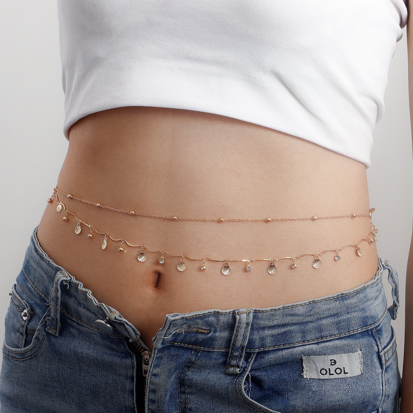 Punk Minimalist Metal Body Chain for Women with Scallop Shape and Zircon Inlay Adjustable Waist Chain