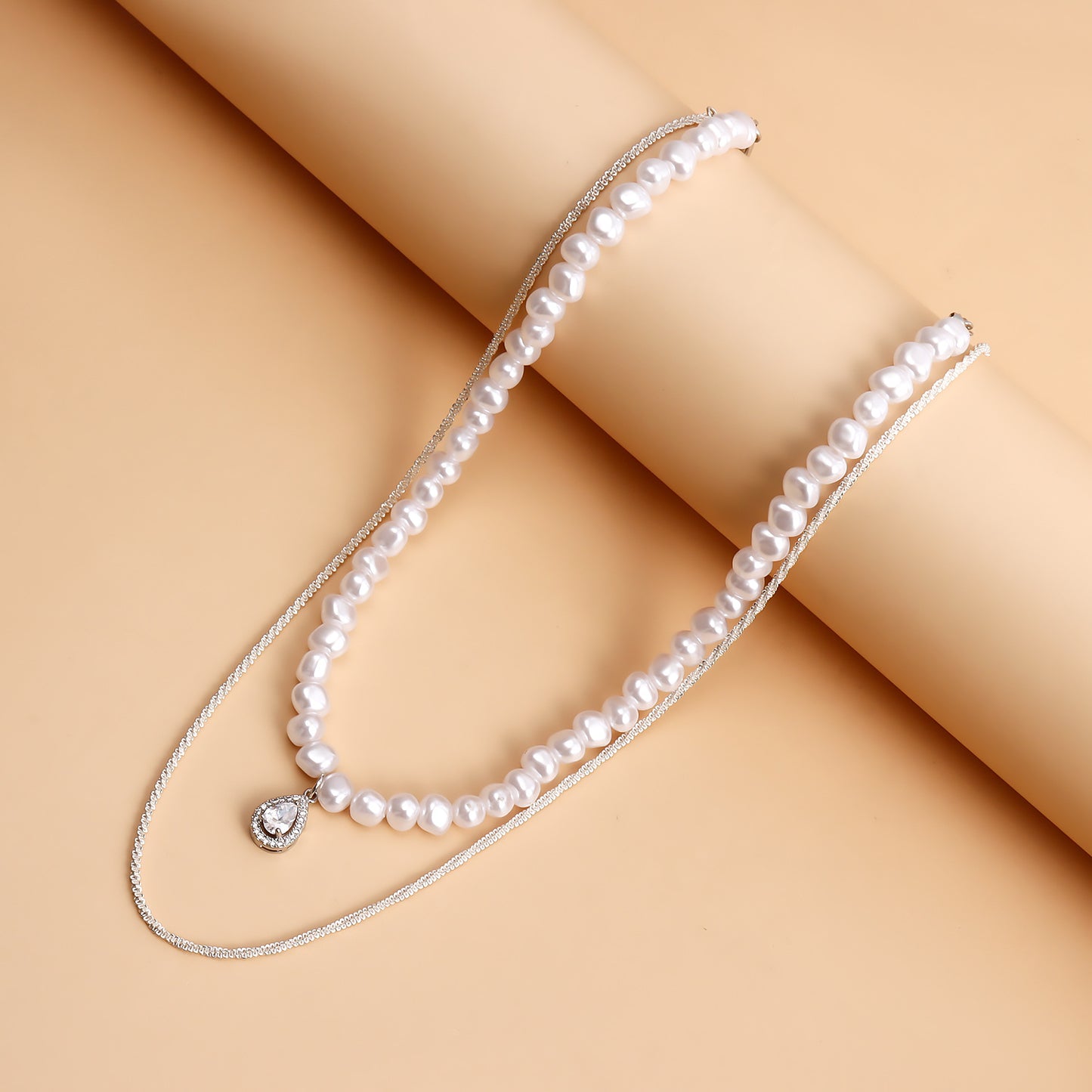 Collana pendente a doppio strato in acrilico con perle, stile geometrico minimalista vintage, da donna, con goccia di zircone e finitura placcata
