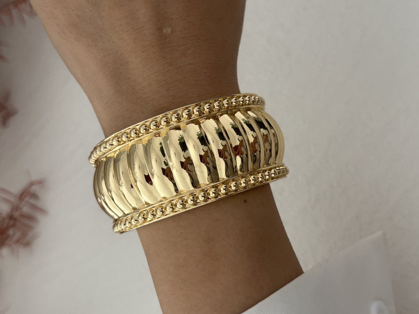 Bracciale da donna in lega placcato oro con design geometrico vintage