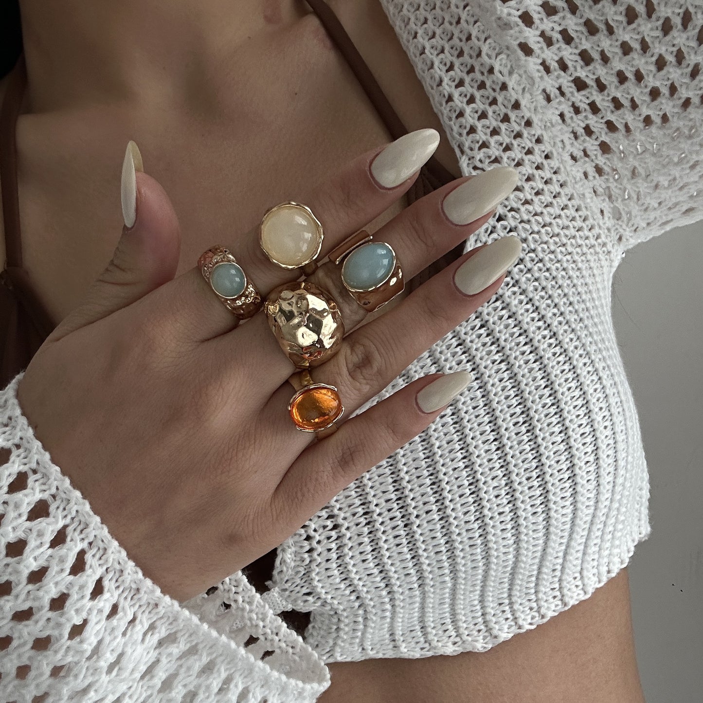 Anello vintage geometrico in lega placcata oro con gemma per donna