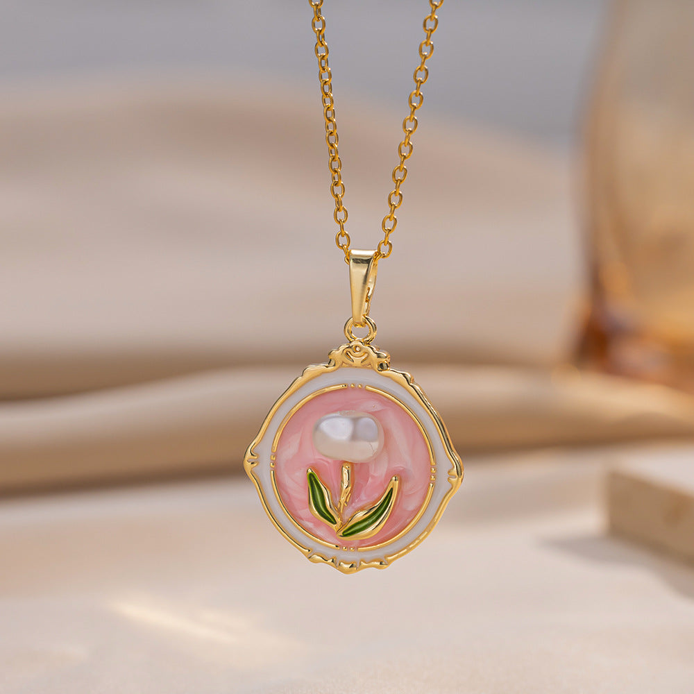 Collana con ciondolo floreale smaltato per donne e uomini in rame con catena a O Stile medaglione minimalista alla moda