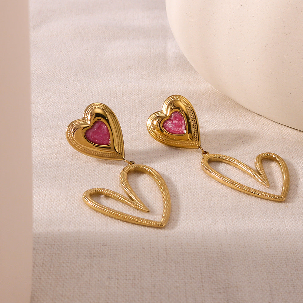 Orecchini Minimalisti Asimmetrici a Cuore in Acciaio Inox con Placcatura in Oro 18K e Finitura a Smalto